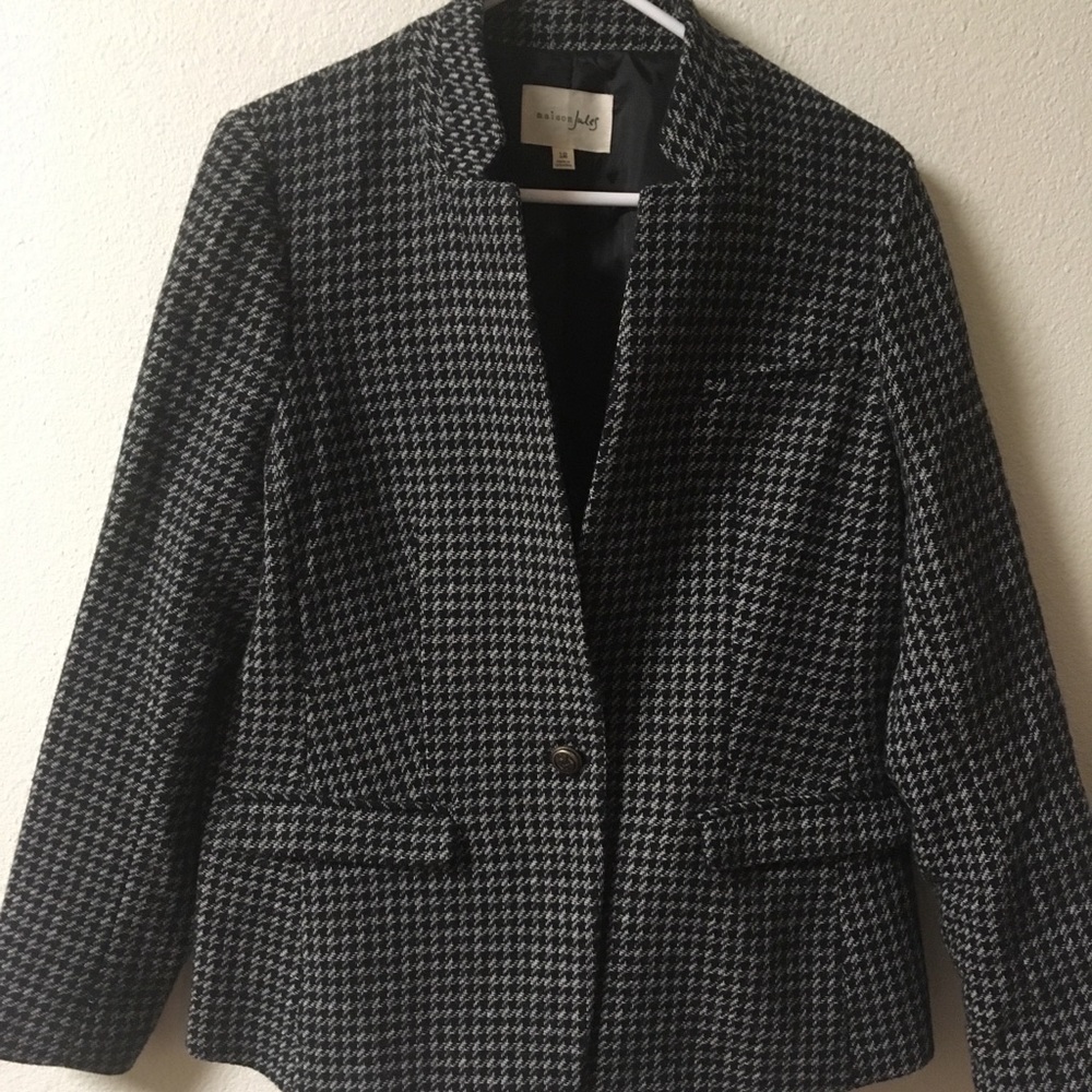Houndstooth fitted blazer